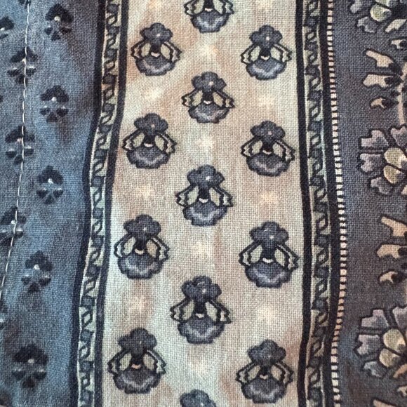 Vintage 100% Cotton Floral Blue White Pleated Mid Skirt  Made in U.S.A. Size XS - Picture 6 of 10